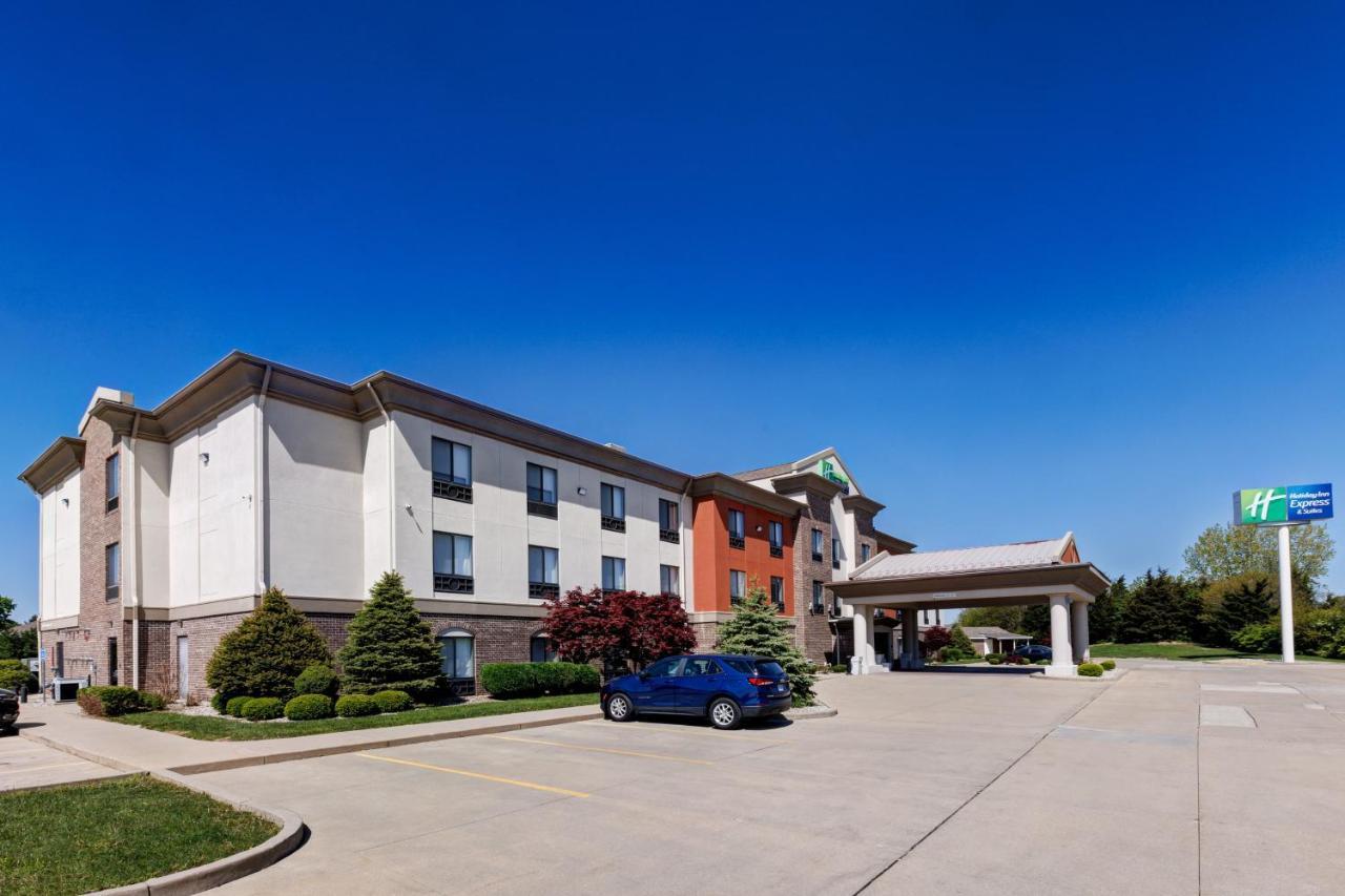 Holiday Inn Express Hotel & Suites Shelbyville By Ihg Exterior foto