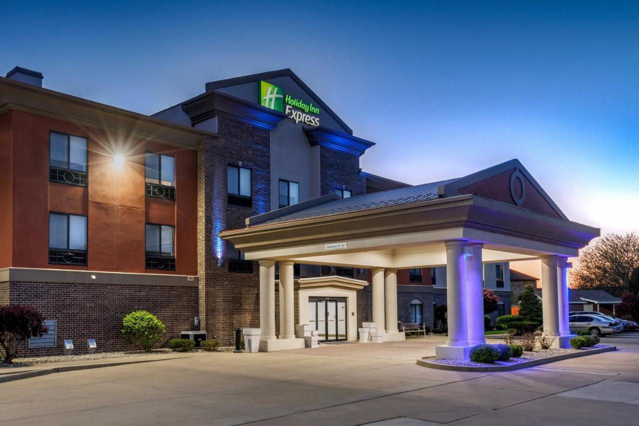Holiday Inn Express Hotel & Suites Shelbyville By Ihg Exterior foto