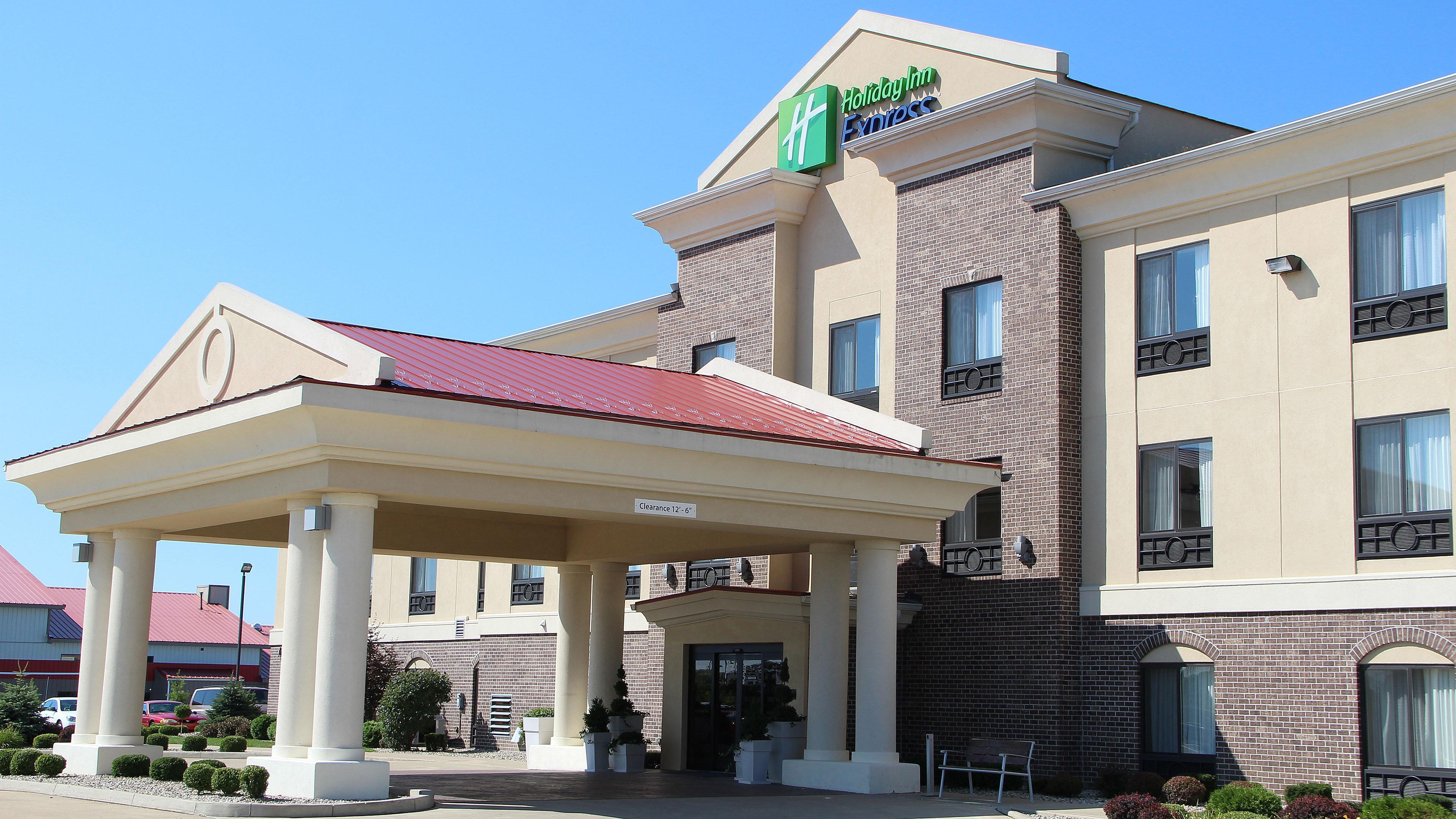 Holiday Inn Express Hotel & Suites Shelbyville By Ihg Exterior foto